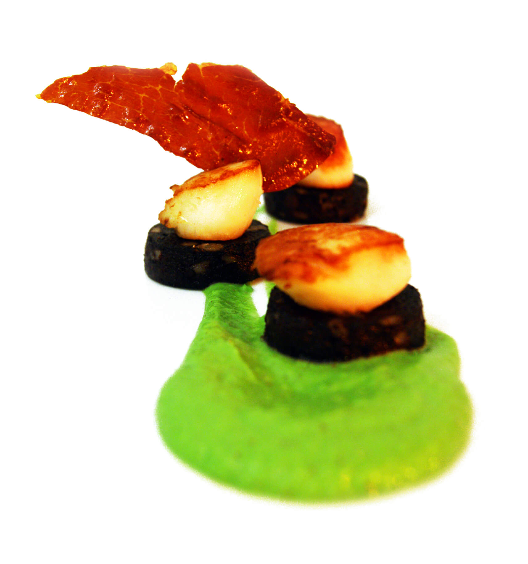 PanFried Scallops with Black Pudding, Pea and Pancetta Puree and Parma Ham Crisp PanFried Scallops with Black Pudding, Pea and Pancetta Puree and Parma Ham Crisp