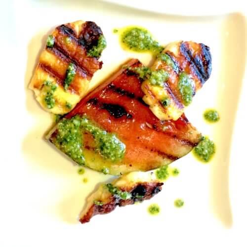 Grilled melon and halloumi